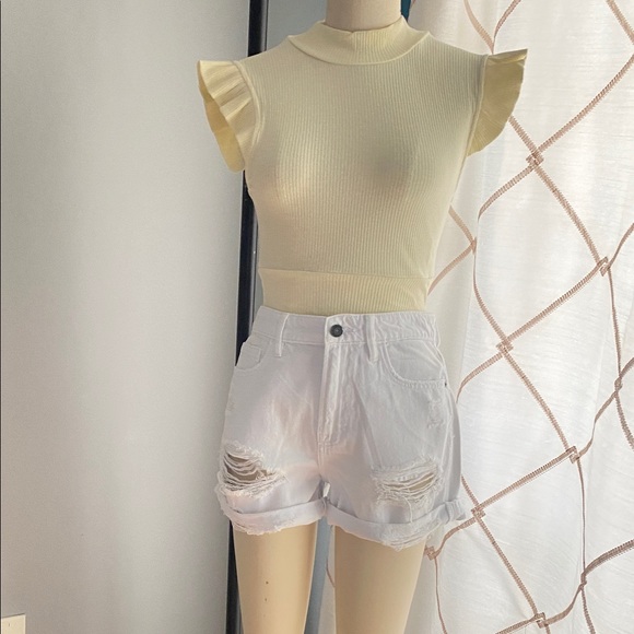 100% Cotton Pale Yellow Short Sleeve Shirt | New - Picture 2 of 7